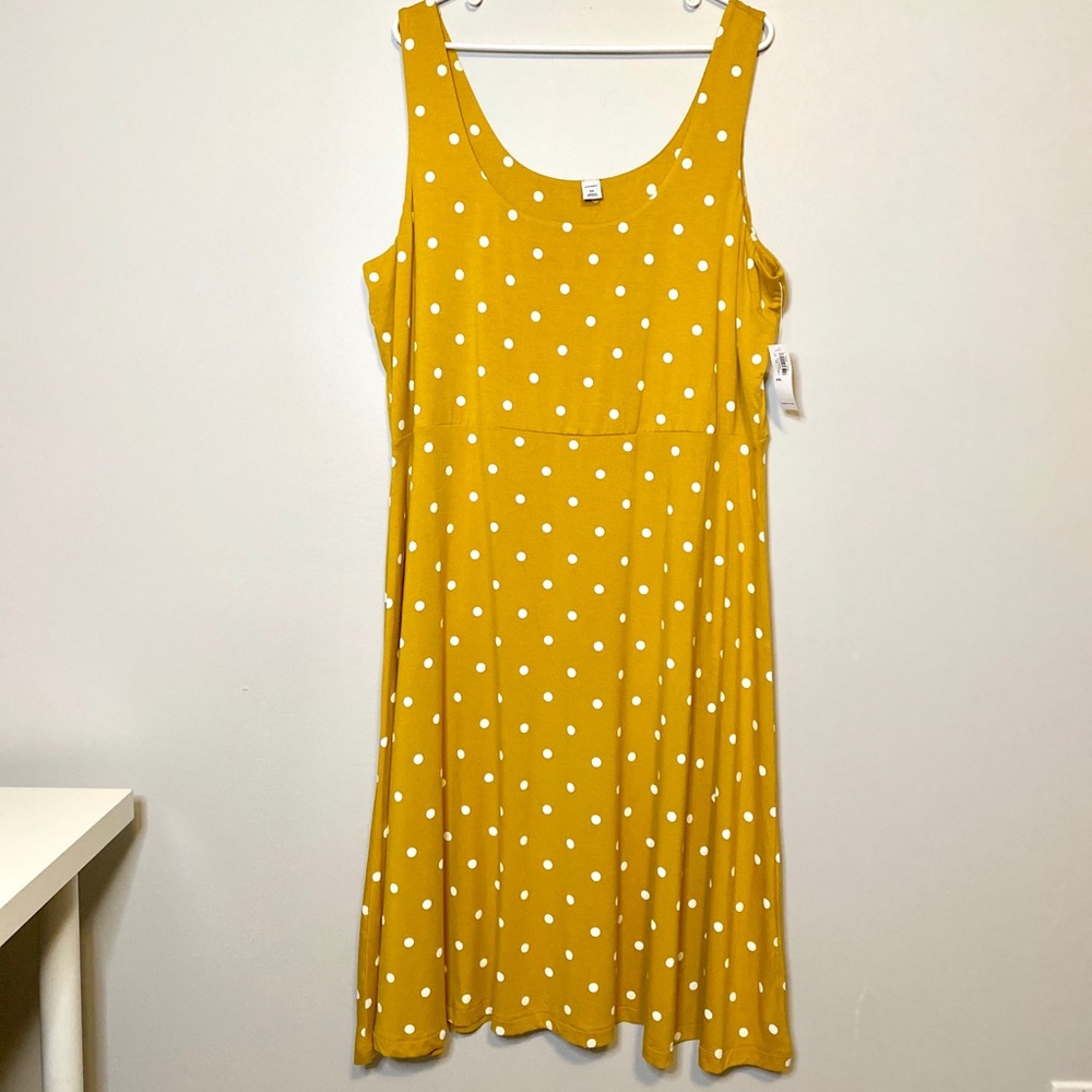 Old Navy-New with Tags-yellow polka dot dress